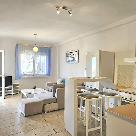 One Bedroom In 176 Sarandë