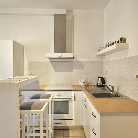 One Bedroom In 176 Apartamento Sarandë