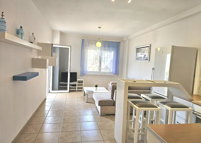 One Bedroom In 176 Appartement Sarandë
